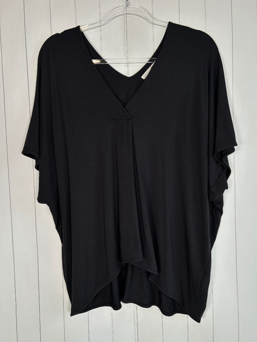 Peruvian Connection size M/L Thebes top black relaxed fit double v-neck dolman